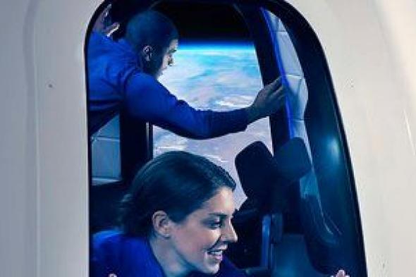 Blue Origin تعرض المقاعد الأولى بصاروخها لنقل السياح إلى المدار الفضائى