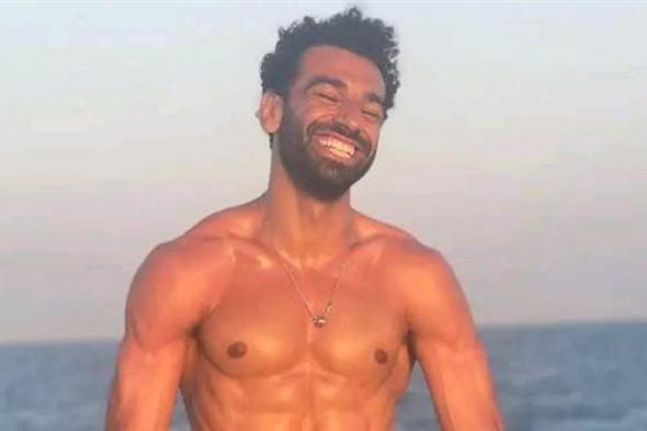 أبرزهم سونيا وايميليا كلارك.. نجمات اقتنصن صورة مع محمد صلاح