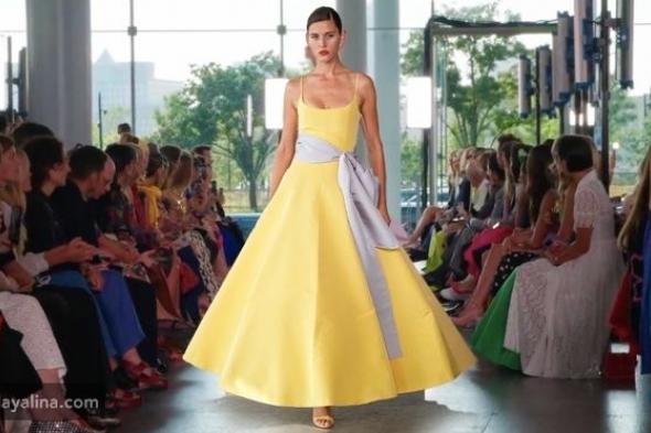 مجموعة Carolina Herrera ربيع وصيف 2024