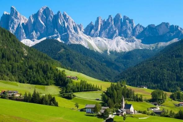 سويسرا تحاول ضبط أعداد الزوار لتجنب السياحة المفرطة