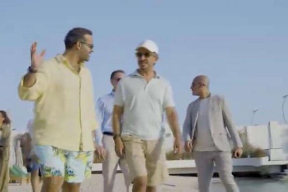 وزير السياحة أحمد الخطيب يستمتع بفعاليات موسم جدة ويؤكد على نجاح برنامج "صيف السعودية"