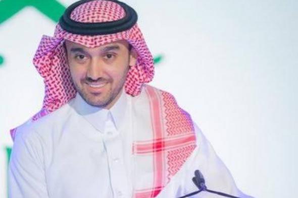 سمو وزير الرياضة يهنئ لاعبي المنتخب السعودي الأول بعد الفوز على الصين