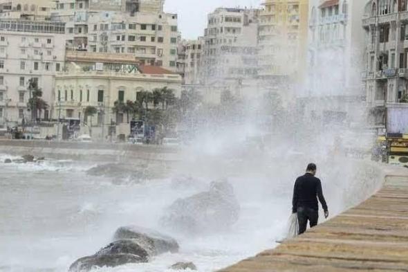 منخفض جوي نادر.. تحذيرات من الطقس السيئ في مصر