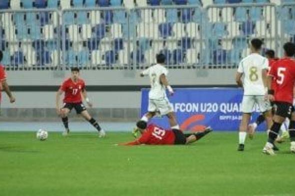 أحمد كباكا أفضل لاعب فى مباراة منتخب الشباب والجزائر بتصفيات شمال أفريقيا