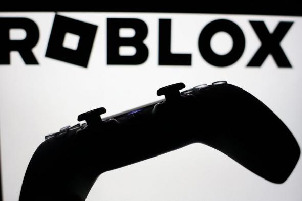 Roblox تمنع الأطفال دون سن 13 عامًا من التواصل مع الأخرين خارج الألعاب