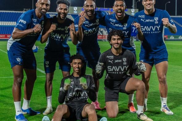 مشاركة الدوليين في تدريبات الهلال استعداداً لمباراة الخليج