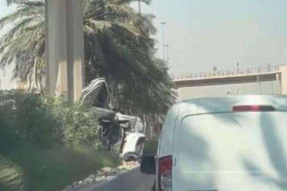 حادث مروري على جسر في طريق الدائري الشرقي بالرياض