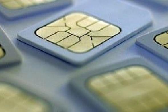 شركات المحمول تكشف تفاصيل التعاقد على شريحة eSIM داخل الفروع