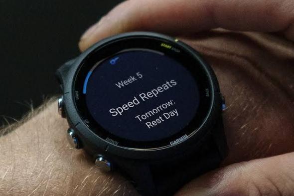 Garmin تطلق تحديثًا جديدًا لساعاتها الذكية مع تحسينات لـ Garmin Coach واستعداد التدريب