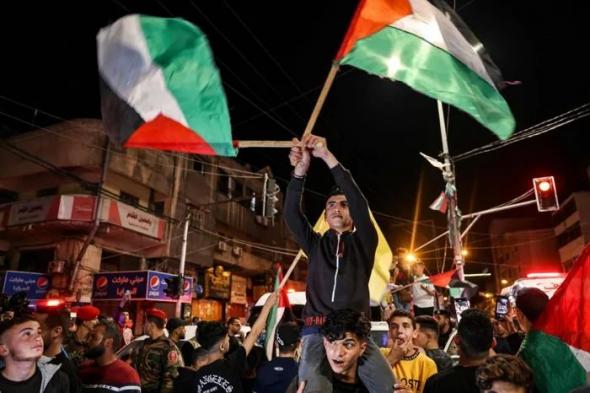 الفلسطينيون ينطلقون في الشوارع للاحتفال بـ"اتفاق وقف إطلاق النار"