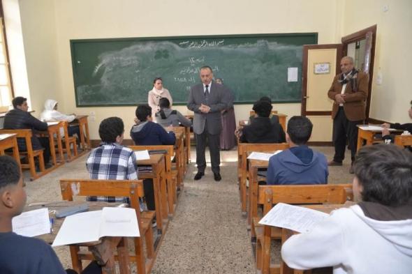 محافظ أسيوط يواصل متابعة لجان الشهادة الإعدادية بمدارس طه حفني المليجي وخديجة...اليوم الأربعاء، 22 يناير 2025 01:06 مـ   منذ 45 دقيقة