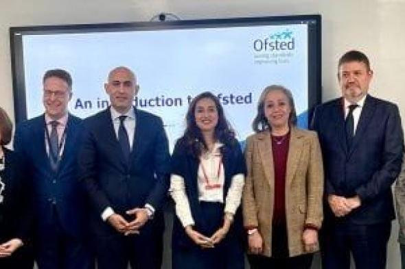 وزير التعليم يستعرض مع مدير أكاديمية "Ofsted" معايير اعتماد المدارس ببريطانيا