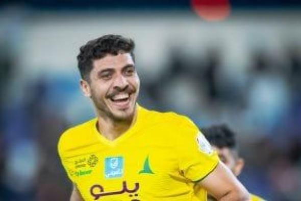 محمد شريف هداف الخليج السعودى يحتفل اليوم بعيد ميلاده الـ"29"