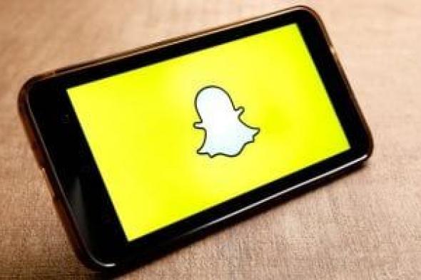 شركة Snap تستفيد من ورطة تيك توك بجذب مستخدمين جدد