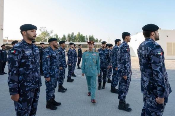 سلطان بن عبدالله يشيد بمهارات قسم المهام الخاصة