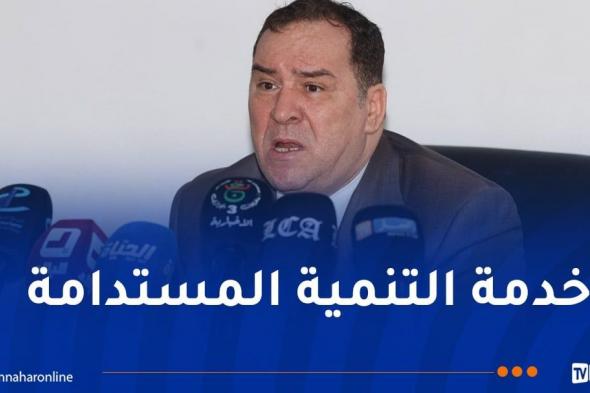 وزير الاتصال: أدعو الصحافة لأن تكون قوة إقناع للتعريف بفرص الاستثمار